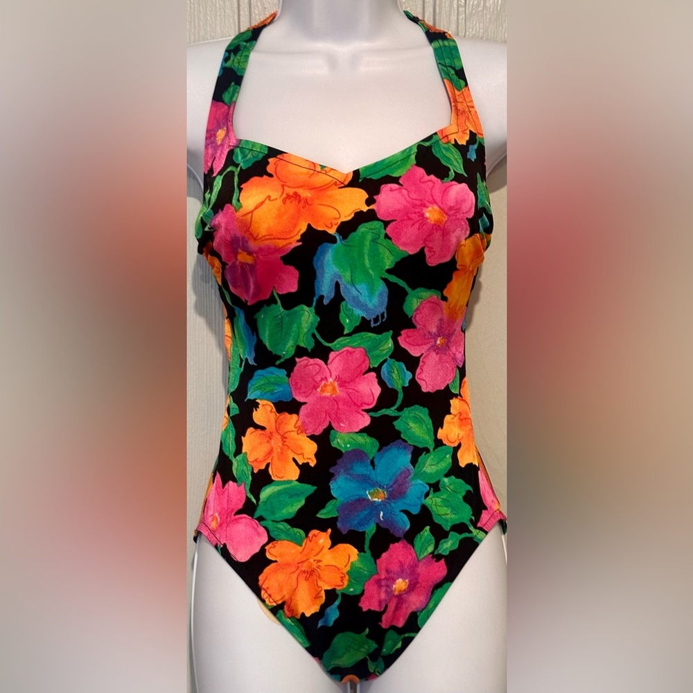 Lands' End Floral One Piece Swimsuit & Matching Sarong